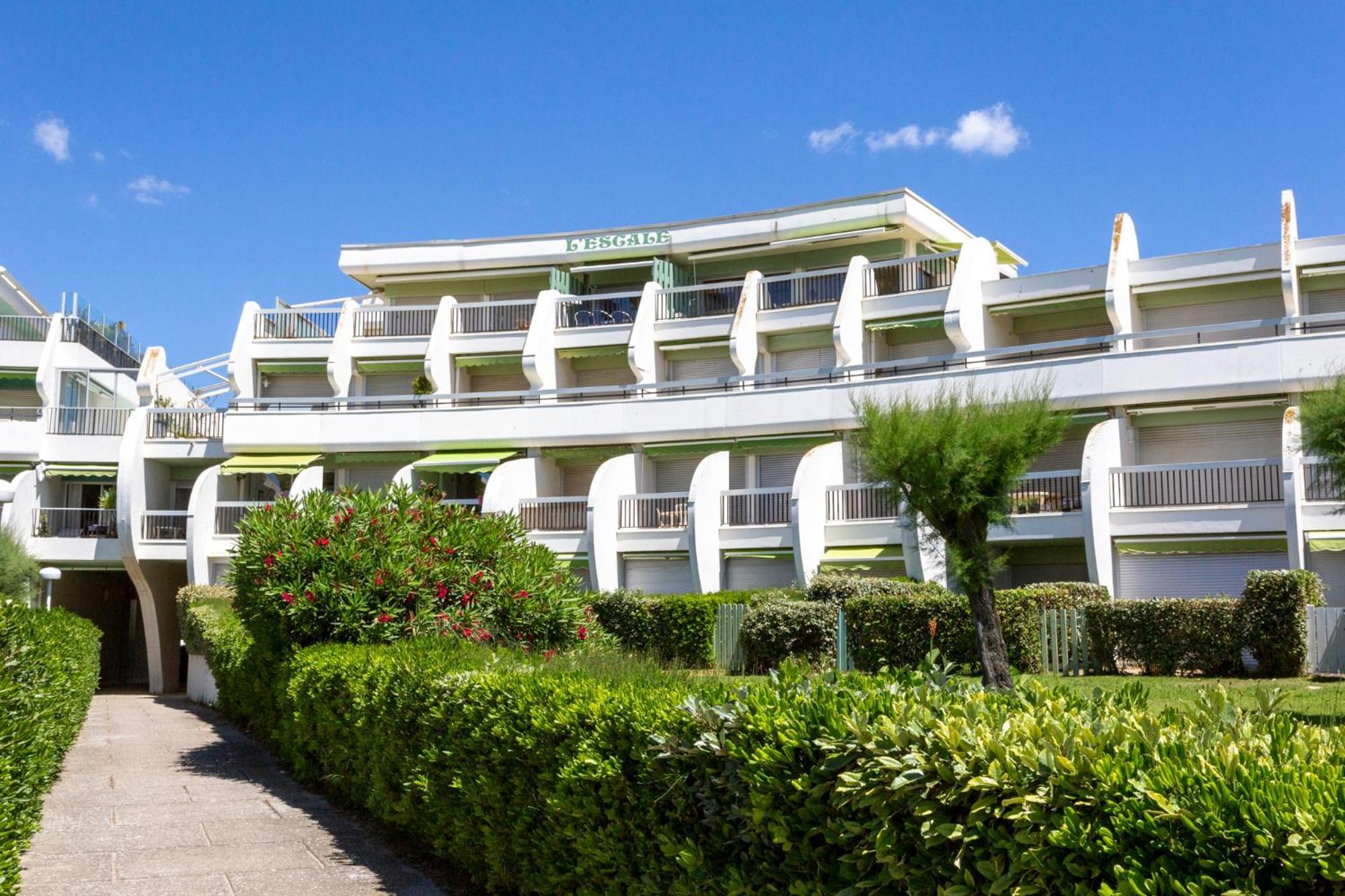 Chez Fabienne - Superbe Appartement Avec Vue Sur La Mer Et Parking La Grande-Motte Buitenkant foto